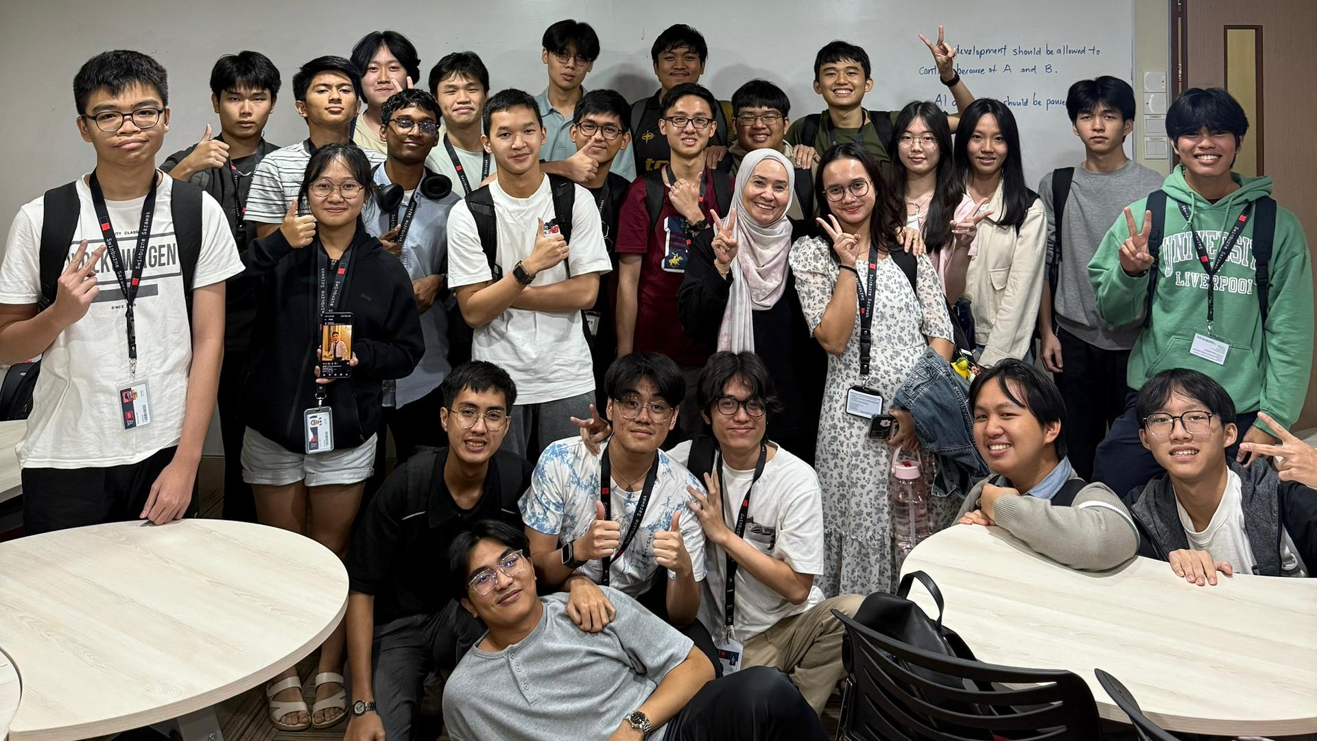 Raphael D'Cruz, Student